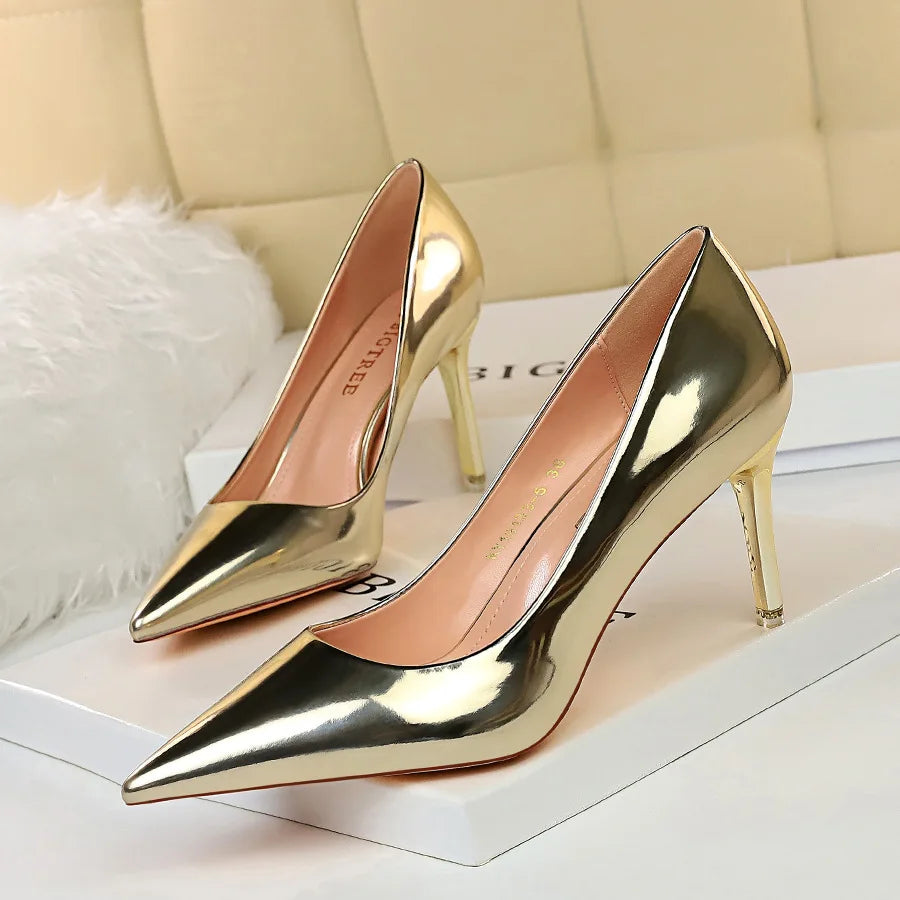 2024 Elegant Vintage Slip-On Pointed Toe Sandals for Ladies 7CM 10CM Heels Fashion Trend with Autumn & Summer Features