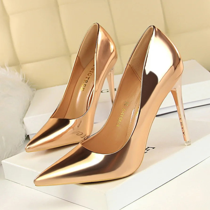 2024 Elegant Vintage Slip-On Pointed Toe Sandals for Ladies 7CM 10CM Heels Fashion Trend with Autumn & Summer Features
