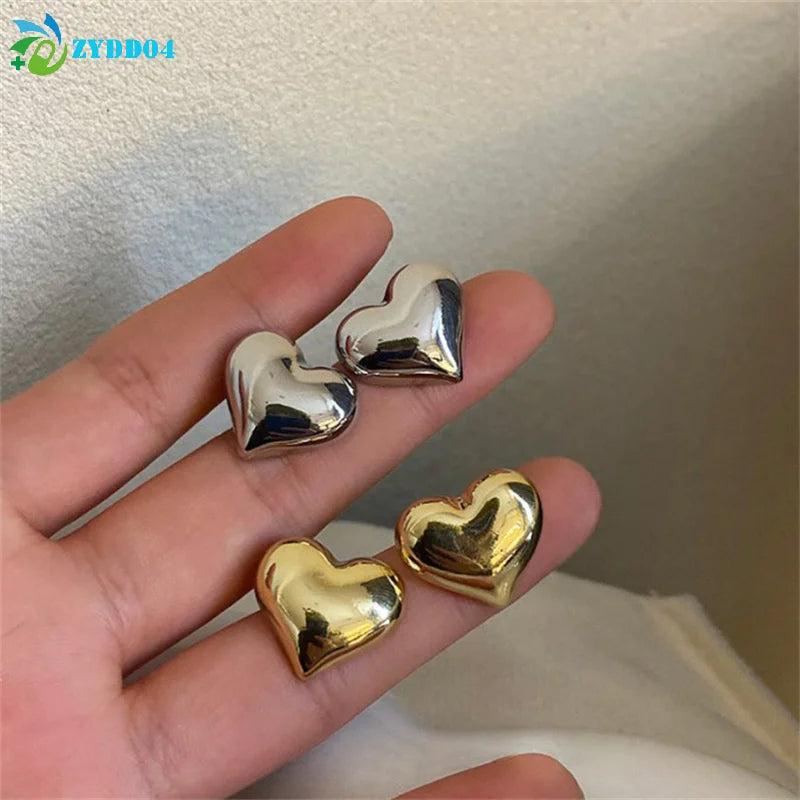 ●Minimalist Silver Color LOVE Heart Stud Earrings For Women Trendy Elegant Wedding Bride Jewelry Prevent Allergy