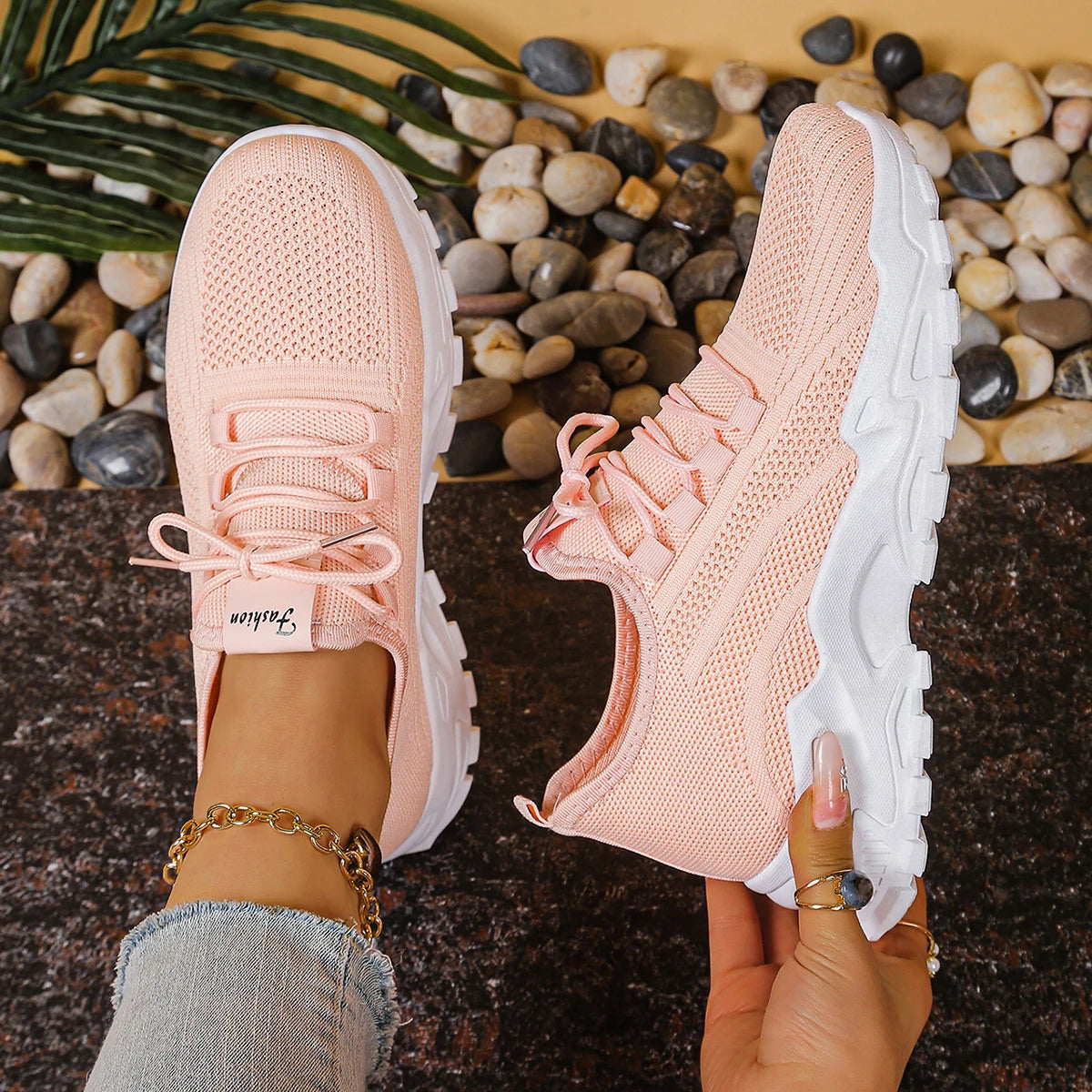 Women's shoes, women's sports shoes 2025 Women's shoes Breathable single-mesh dad shoes Women's casual and versatile sports shoe